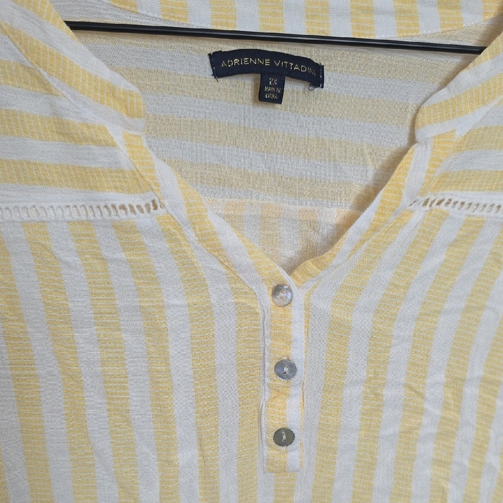 Adrienne Vittadini Blouse Yellow White Stripe Women 2X Boho Henley Peasant Lagen - Picture 5 of 7